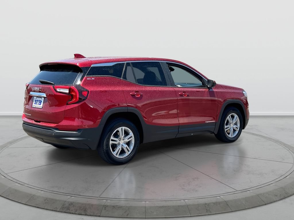 Used 2023 GMC Terrain SLE FWD image 8