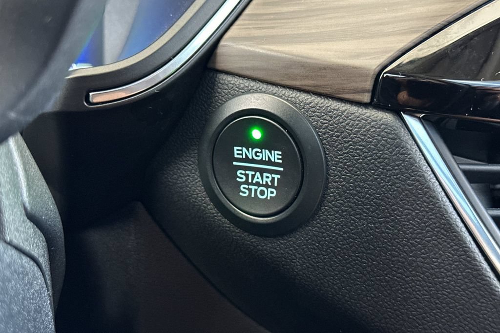 Used 2020 Ford Escape Titanium AWD/4WD image 24