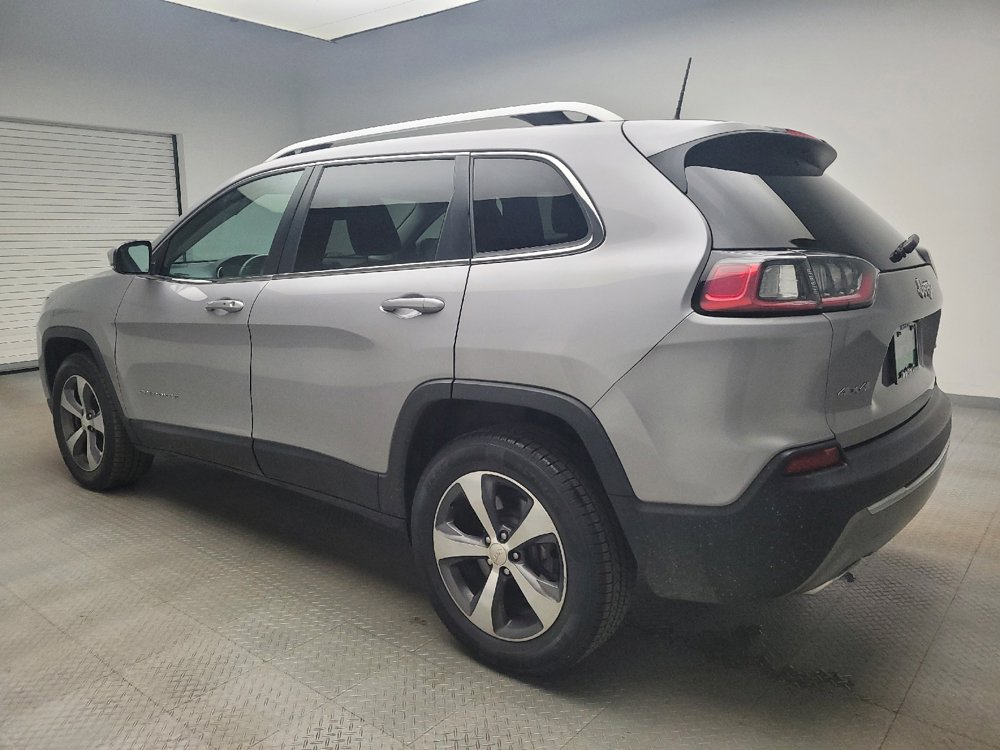 Used 2019 Jeep Cherokee Limited image 3