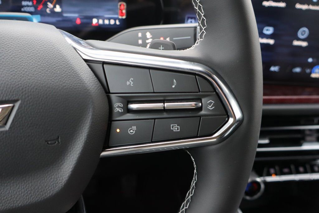 New 2026 Chevrolet Traverse Z71 w/ Enhanced Driving Package image 8