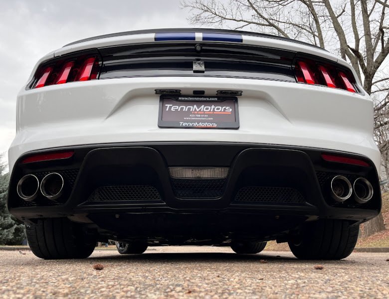 Used 2016 Ford Mustang Shelby GT350 w/ Technology Package image 48