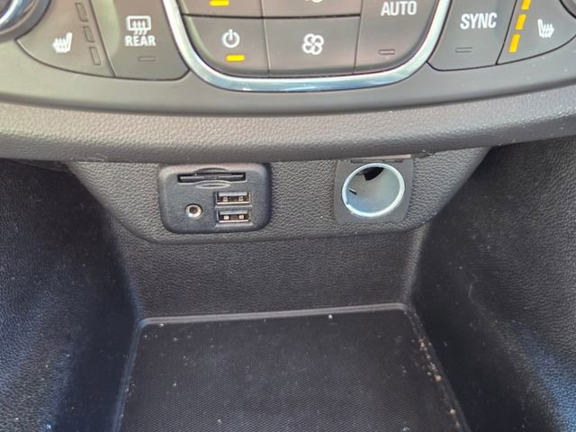 Used 2021 Chevrolet Traverse RS w/ LPO, Floor Liner Package FWD image 25