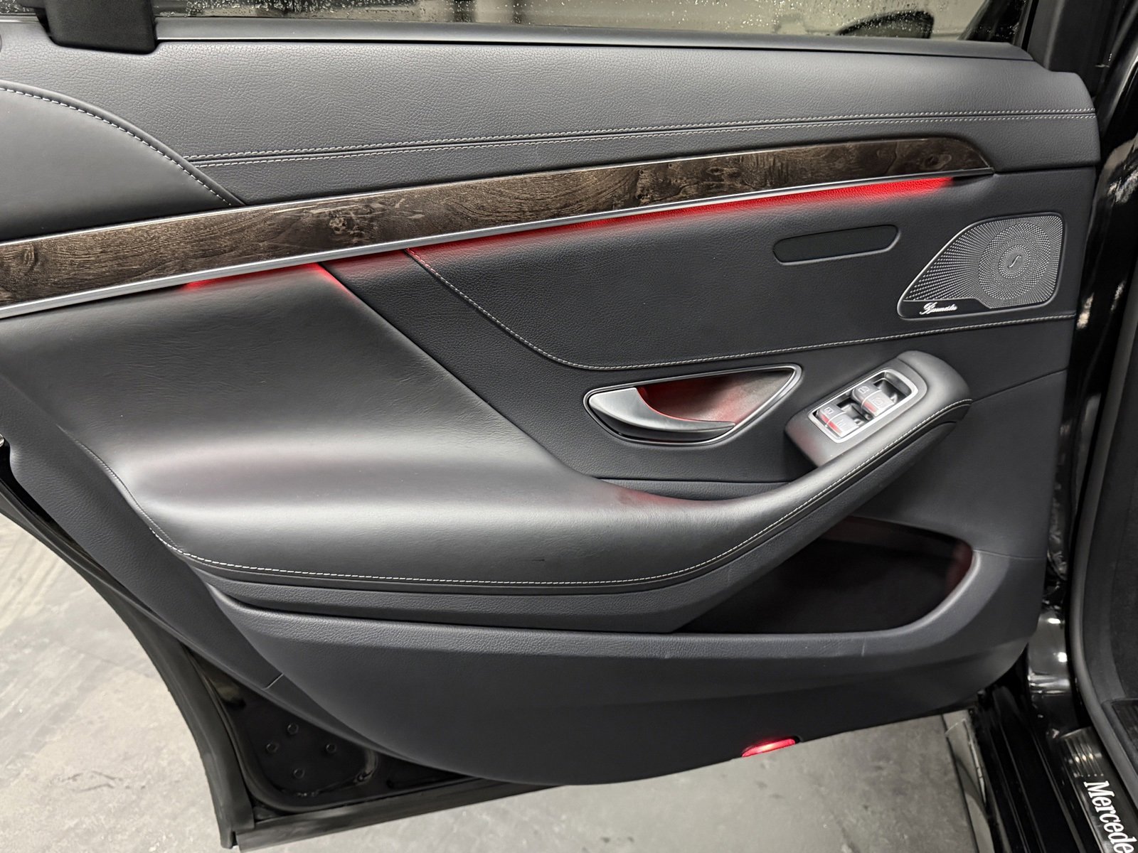 Used 2015 Mercedes-Benz S 550 S 550 image 37