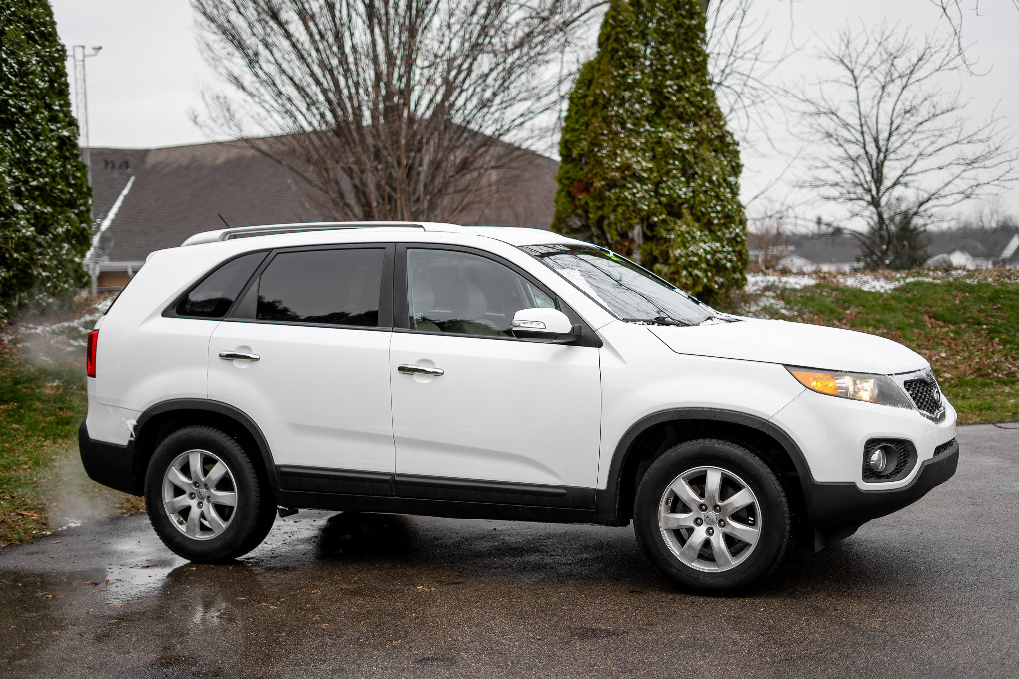 Used 2012 Kia Sorento LX w/ Convenience Pkg image 4