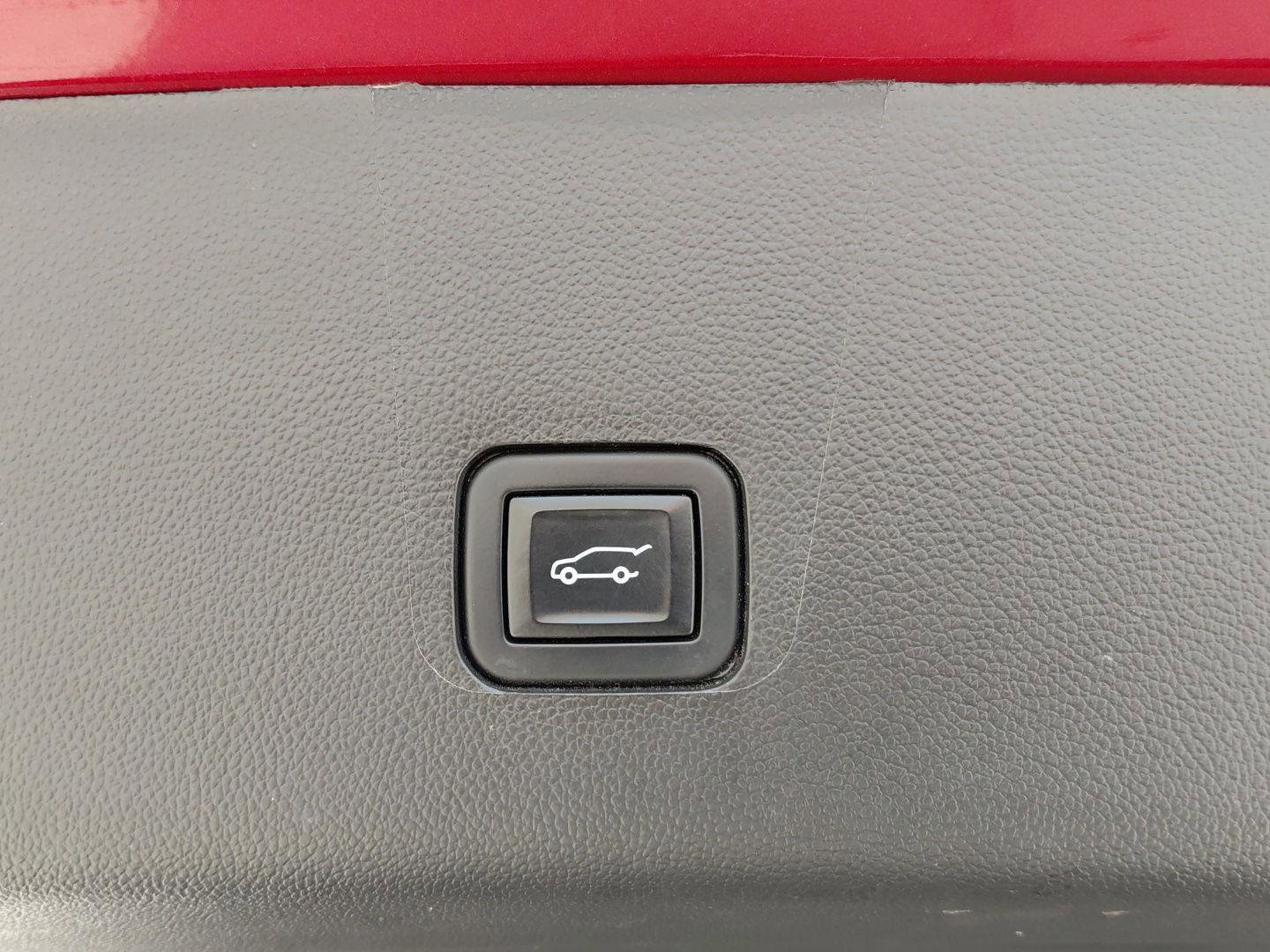 Used 2022 Chevrolet Traverse High Country image 24