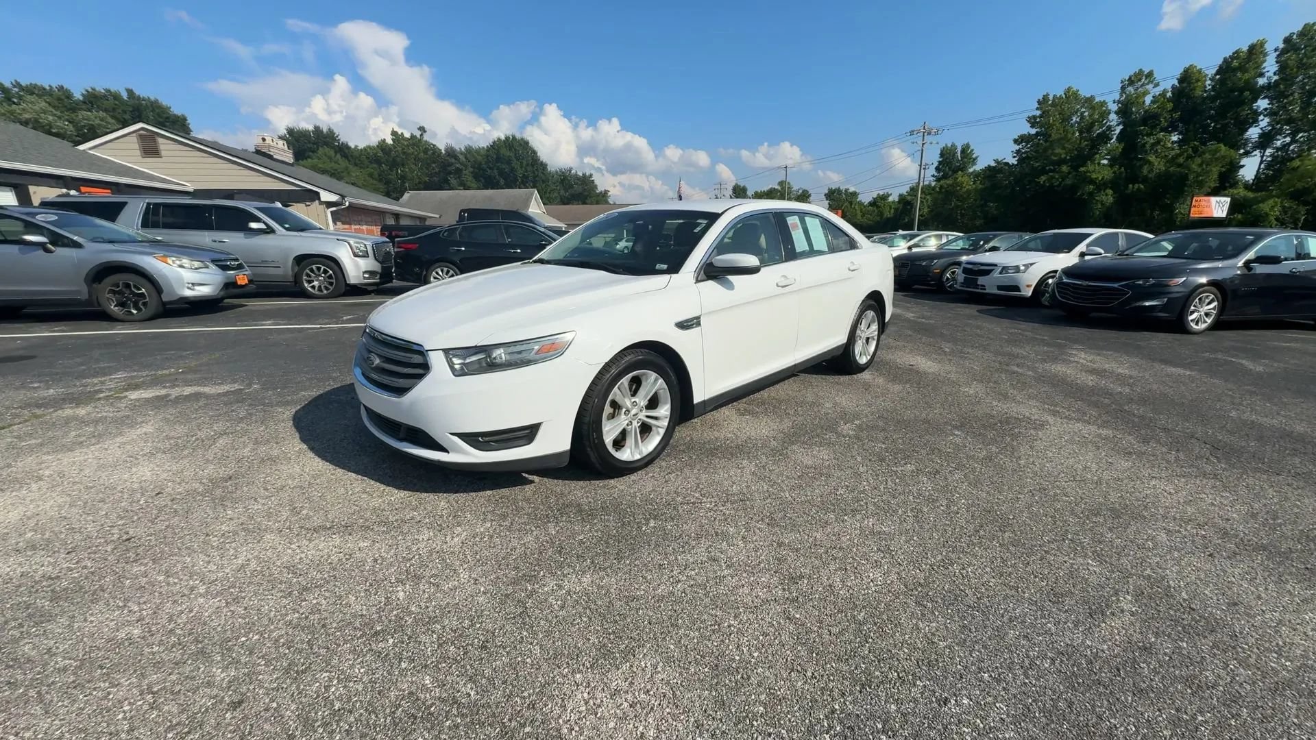 Used 2014 Ford Taurus SEL w/ Equipment Group 201A FWD image 4