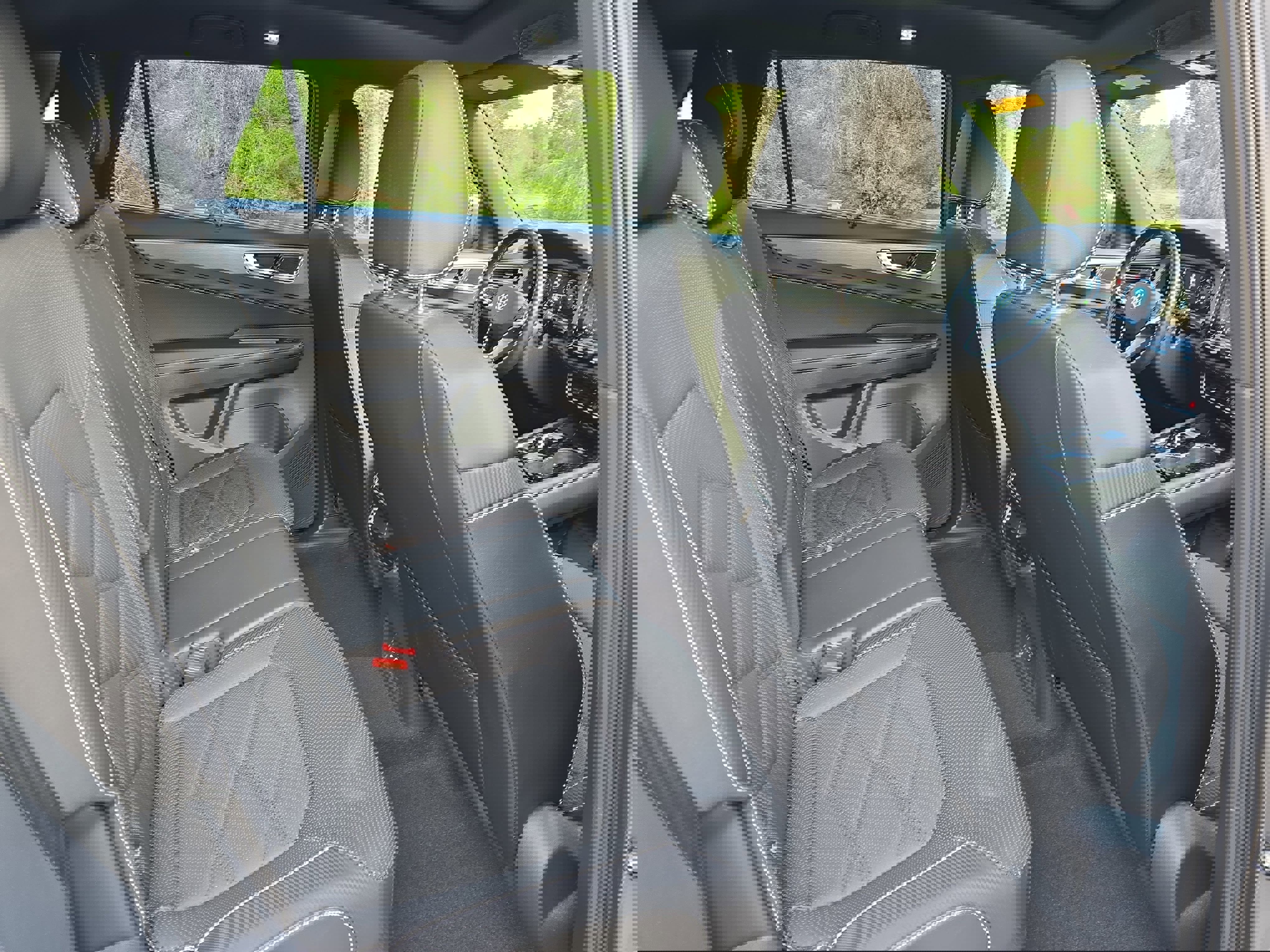 Used 2024 Volkswagen Atlas Cross Sport SE w/ Panoramic Sunroof Package image 11