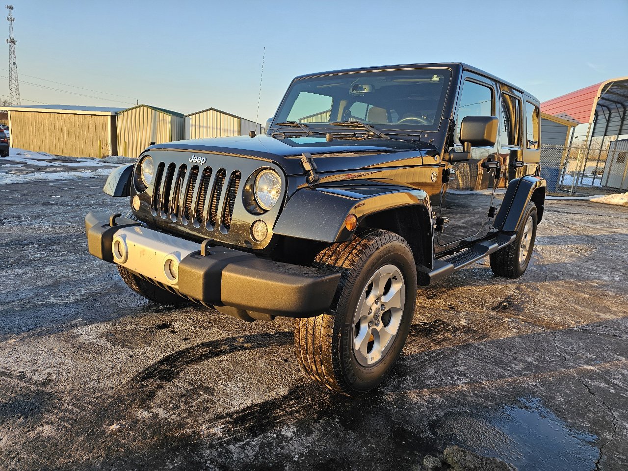Used 2015 Jeep Wrangler Unlimited Sahara w/ Connectivity Group image 2