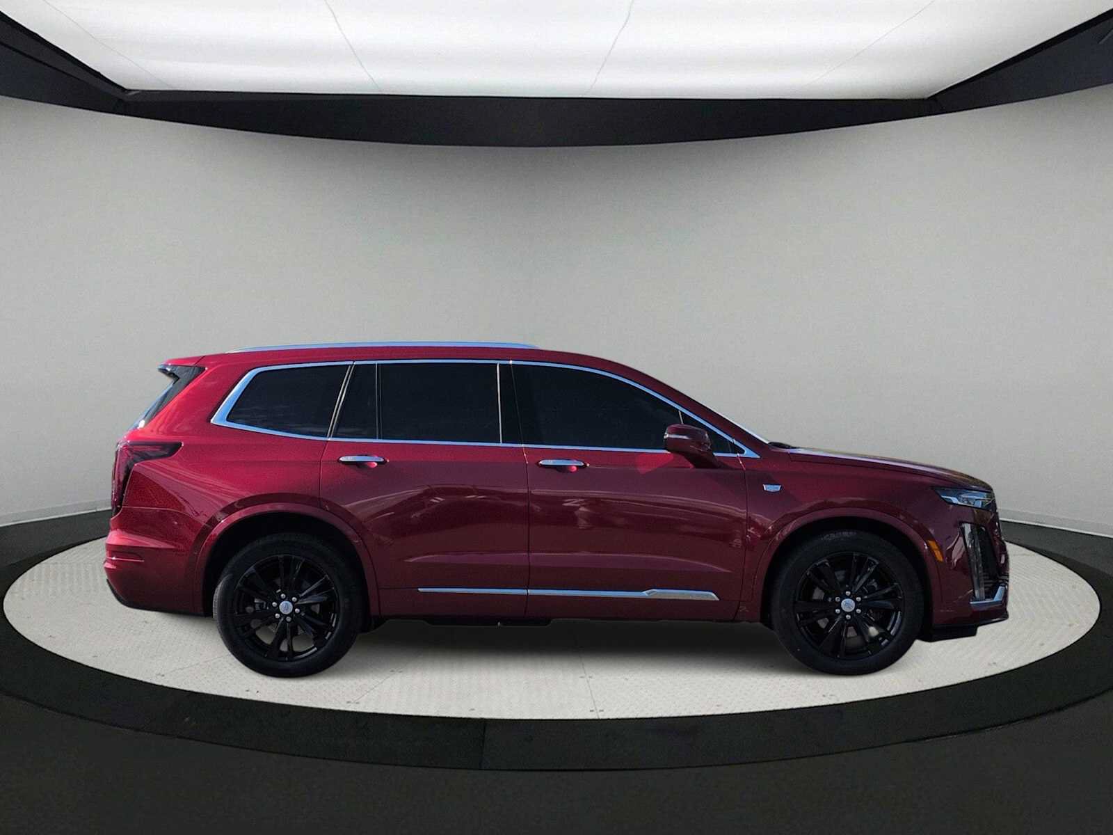 Used 2024 Cadillac XT6 Premium Luxury w/ Technology Package AWD/4WD image 9