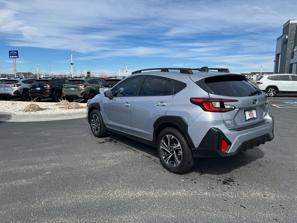 Used 2024 Subaru Crosstrek 2.0i Premium image 3