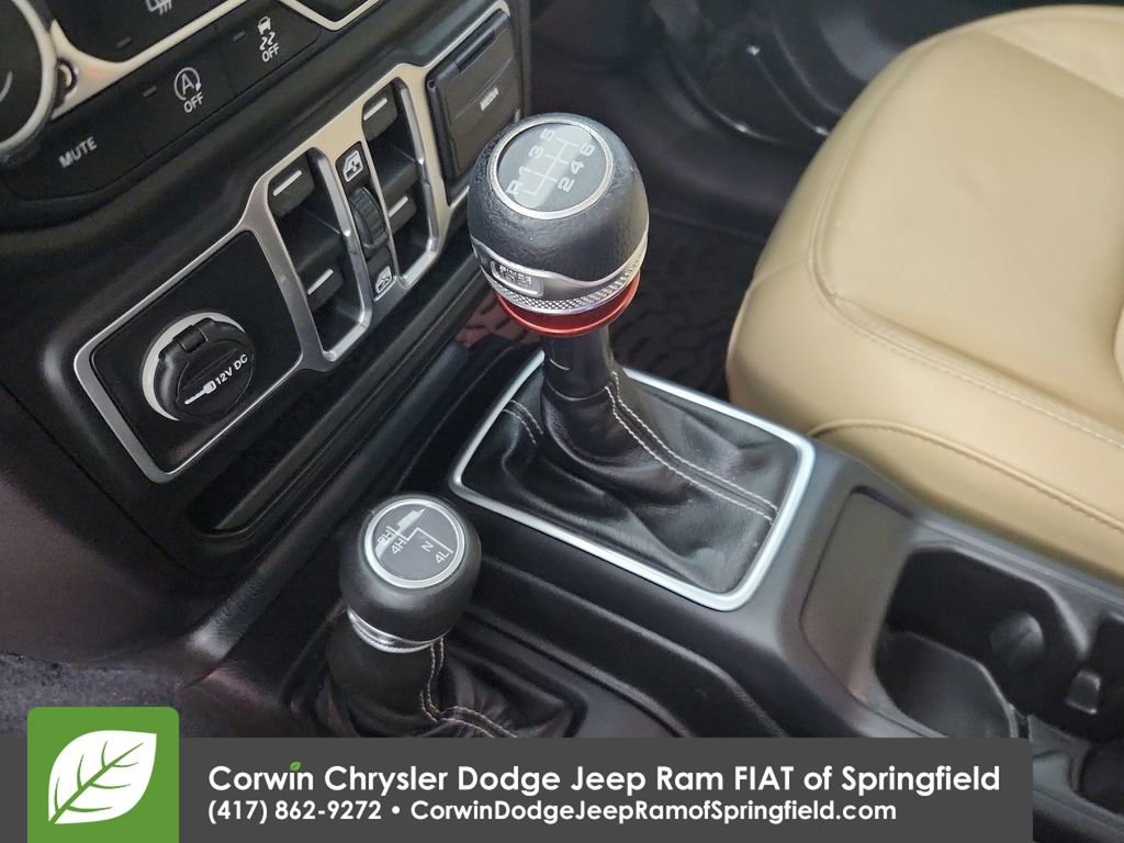 Certified 2018 Jeep Wrangler Unlimited Sahara w/ LED Lighting Group image 28