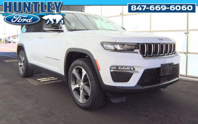 Used 2023 Jeep Grand Cherokee 4WD 4xe image 3