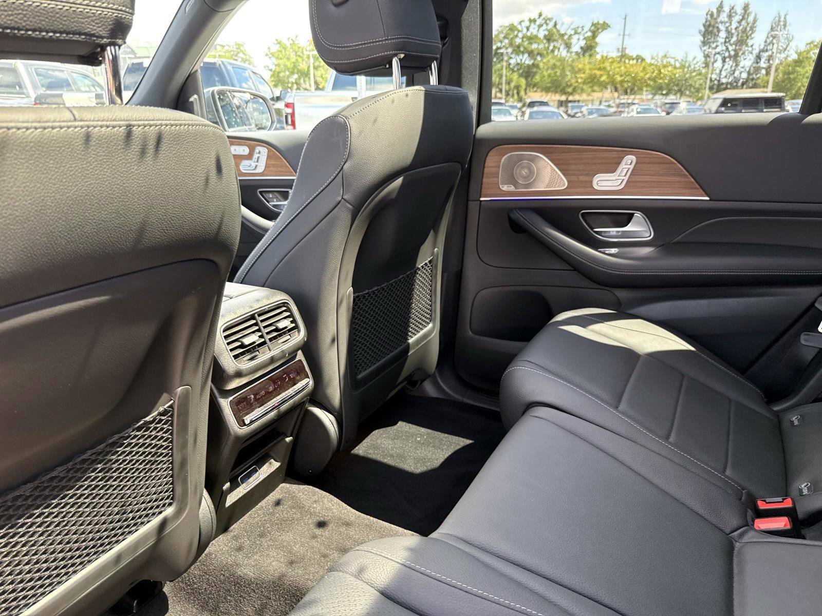 Certified 2025 Mercedes-Benz GLS 450 4MATIC image 15