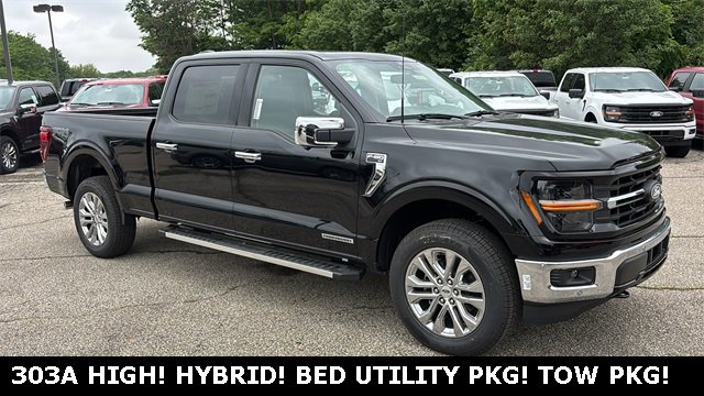 New 2025 Ford F150 XLT w/ Equipment Group 303A High image 28