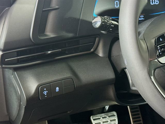 Certified 2025 Hyundai Elantra Sport FWD image 19