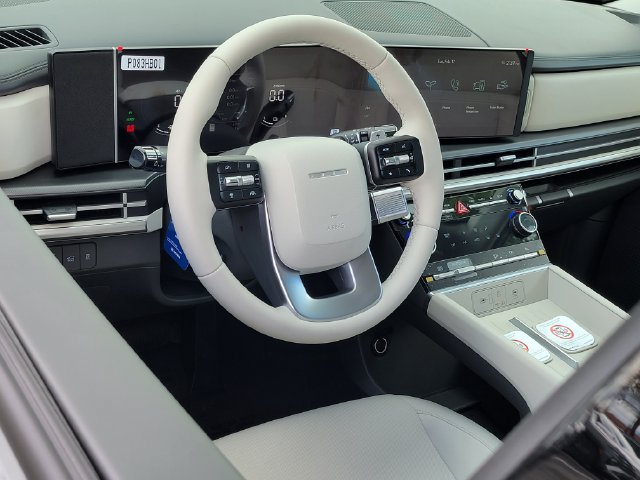 New 2026 Hyundai Santa Fe SE FWD image 3
