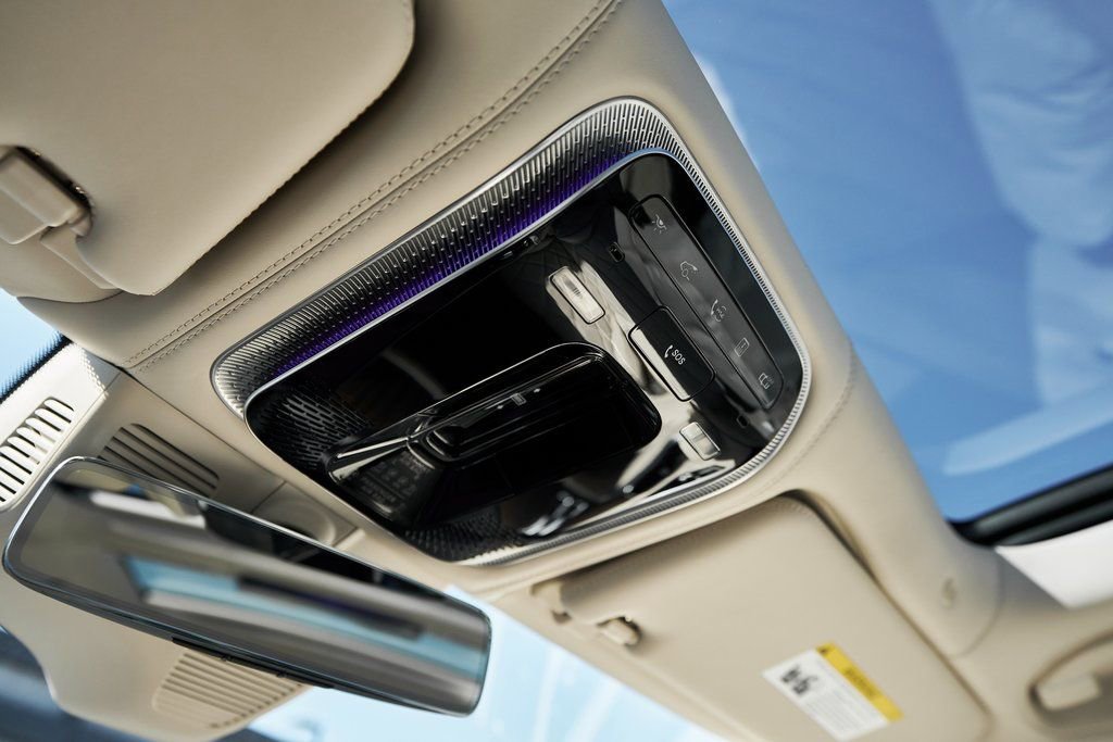 Used 2025 Mercedes-Benz Maybach S 680 4MATIC image 91
