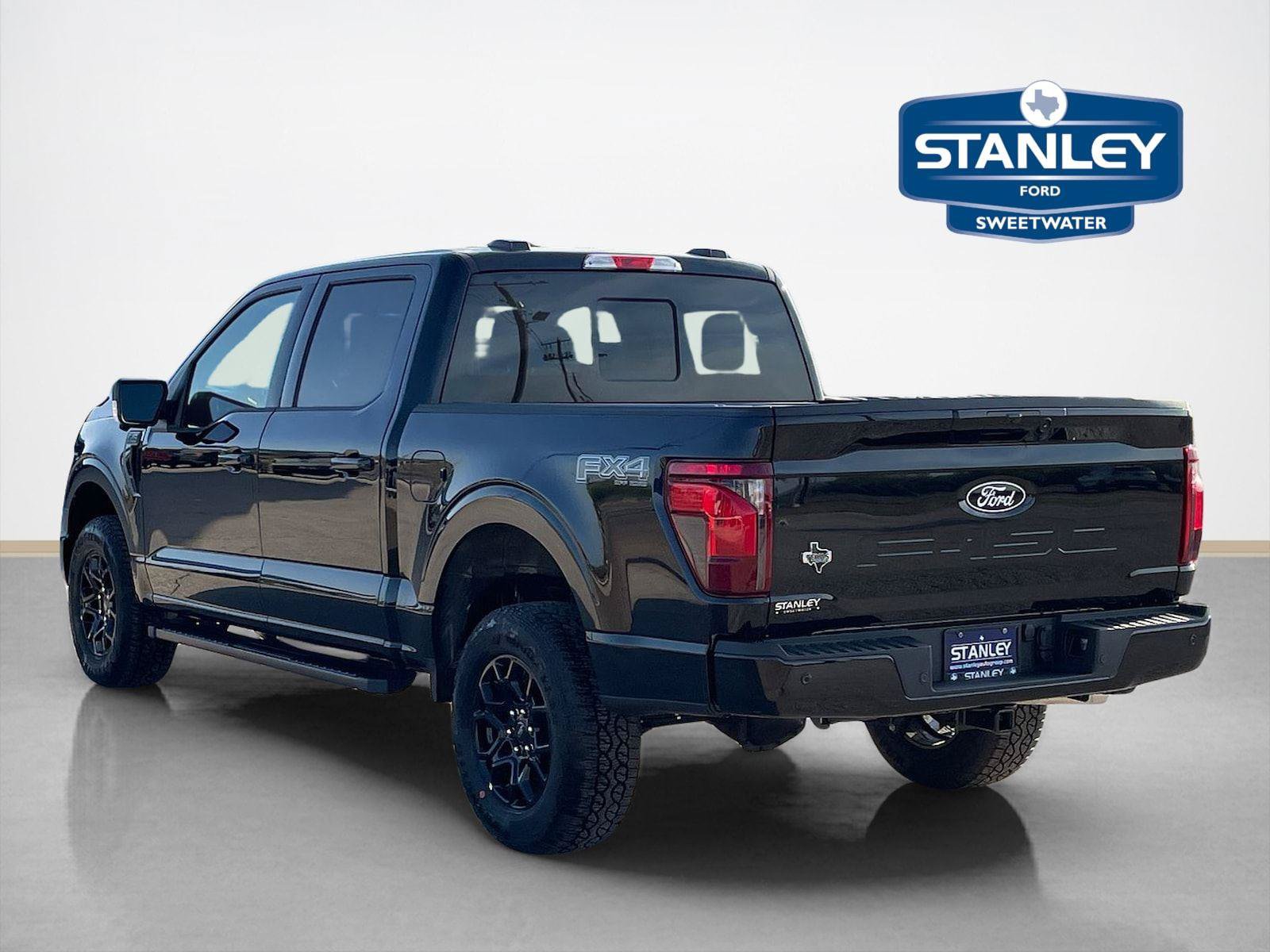 New 2026 Ford F150 XLT w/ Equipment Group 302A MID AWD/4WD image 5