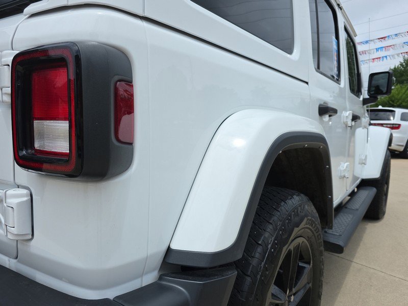 Used 2022 Jeep Wrangler Unlimited Sahara image 12