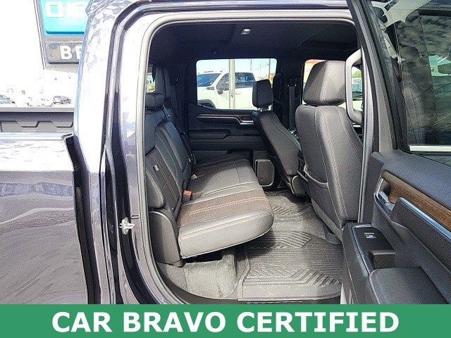 Certified 2024 Chevrolet Silverado 1500 High Country w/ Technology Package image 32