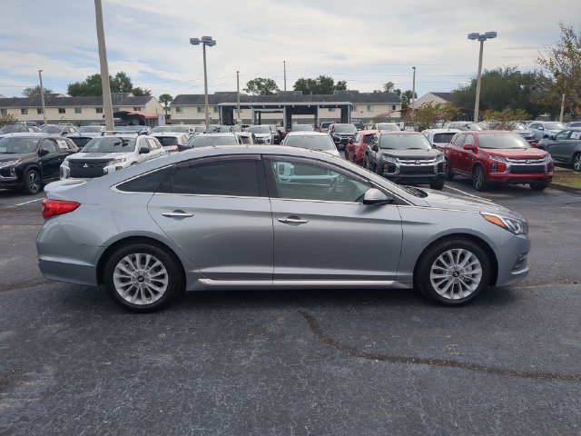 Used 2015 Hyundai Sonata Limited w/ Option Group 05 FWD image 5