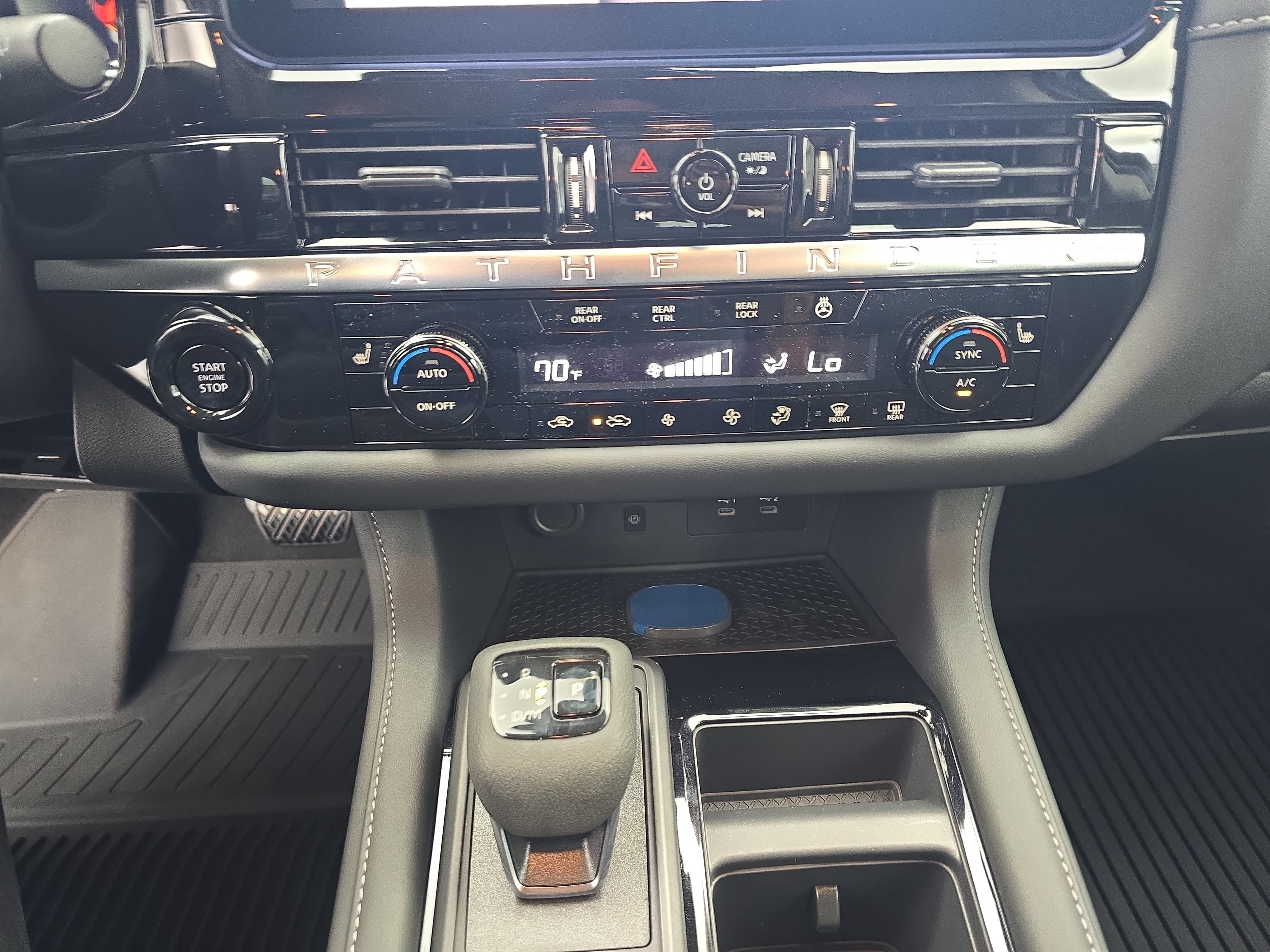 New 2026 Nissan Pathfinder SL FWD image 26