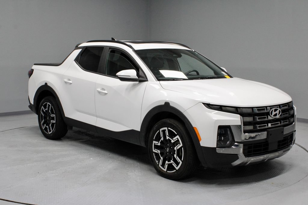 Used 2025 Hyundai Santa Cruz Limited AWD/4WD image 1