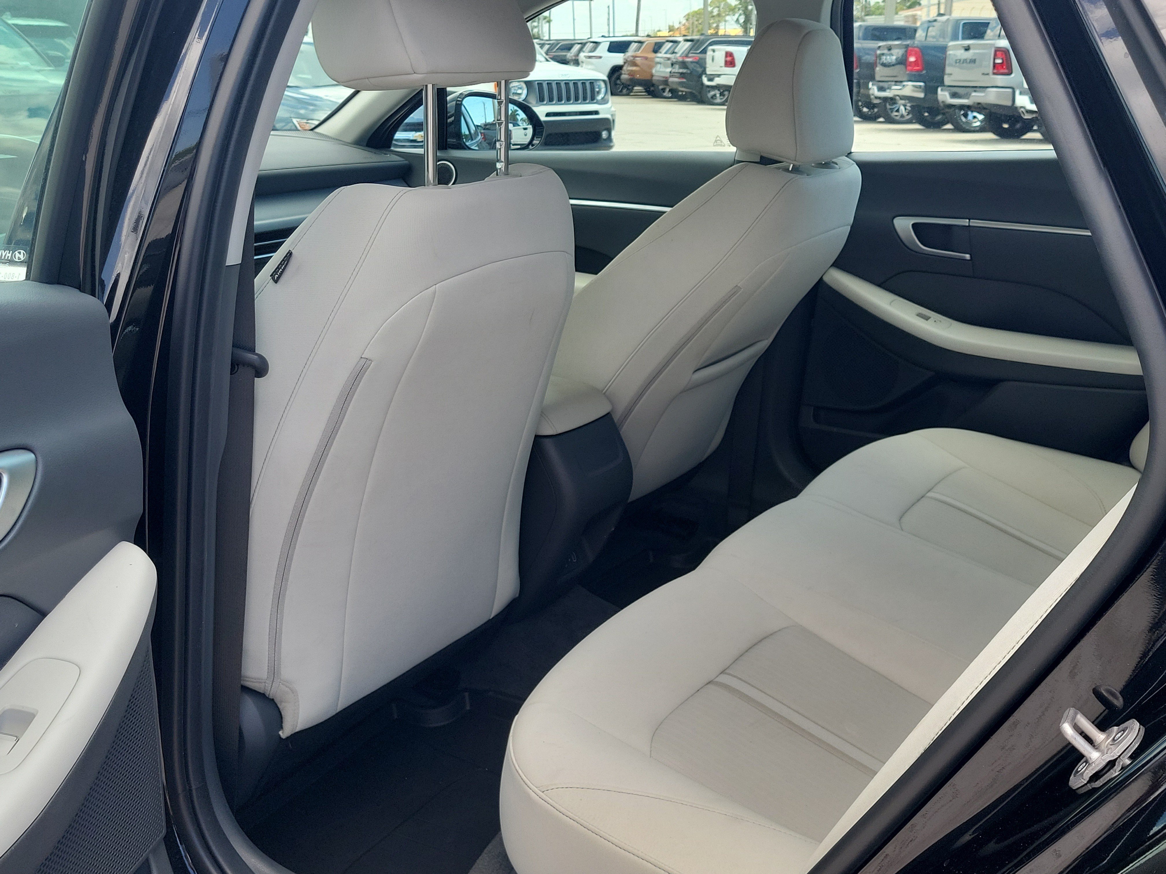 Used 2024 Hyundai Sonata SEL w/ Convenience Package FWD image 13