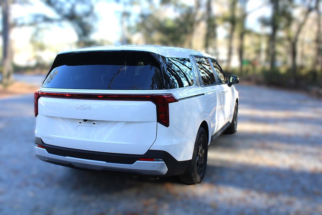 New 2026 Kia Carnival FWD image 14