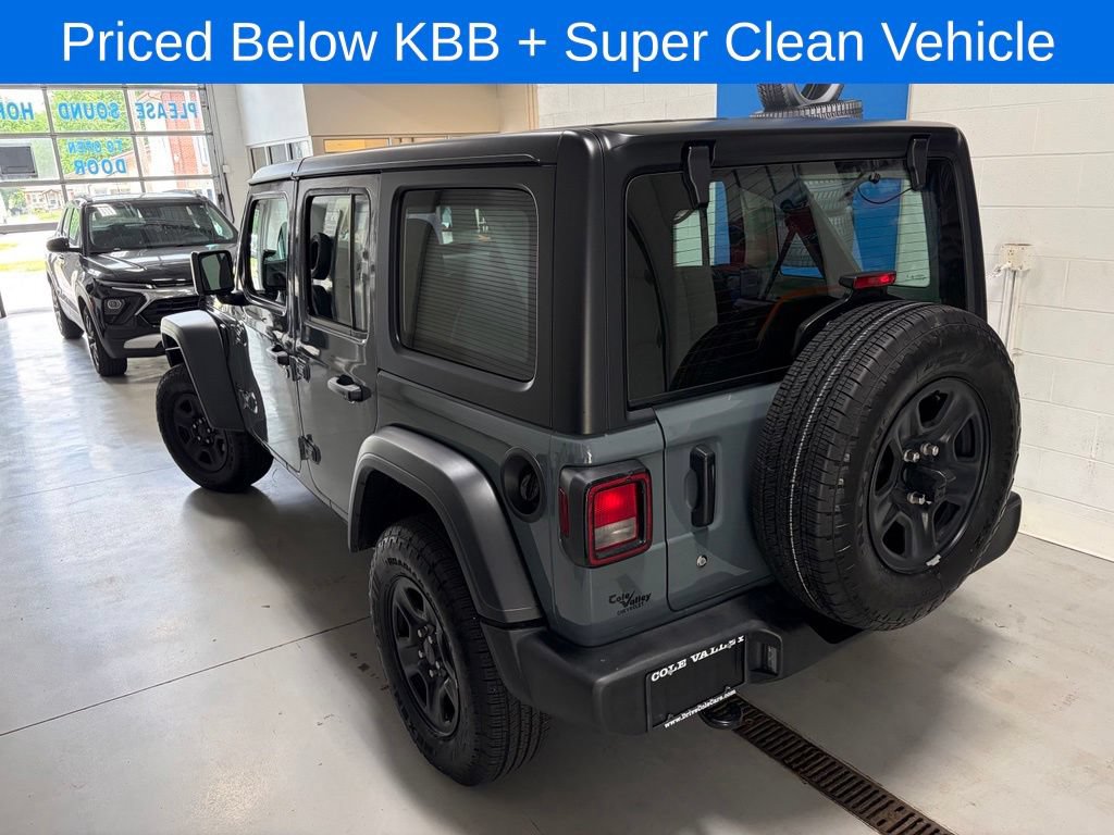 Used 2024 Jeep Wrangler Unlimited Sport AWD/4WD image 6