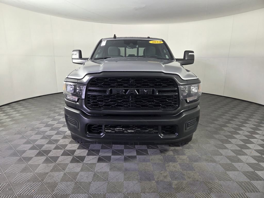 Certified 2024 RAM 2500 Tradesman w/ Safety Group AWD/4WD image 3