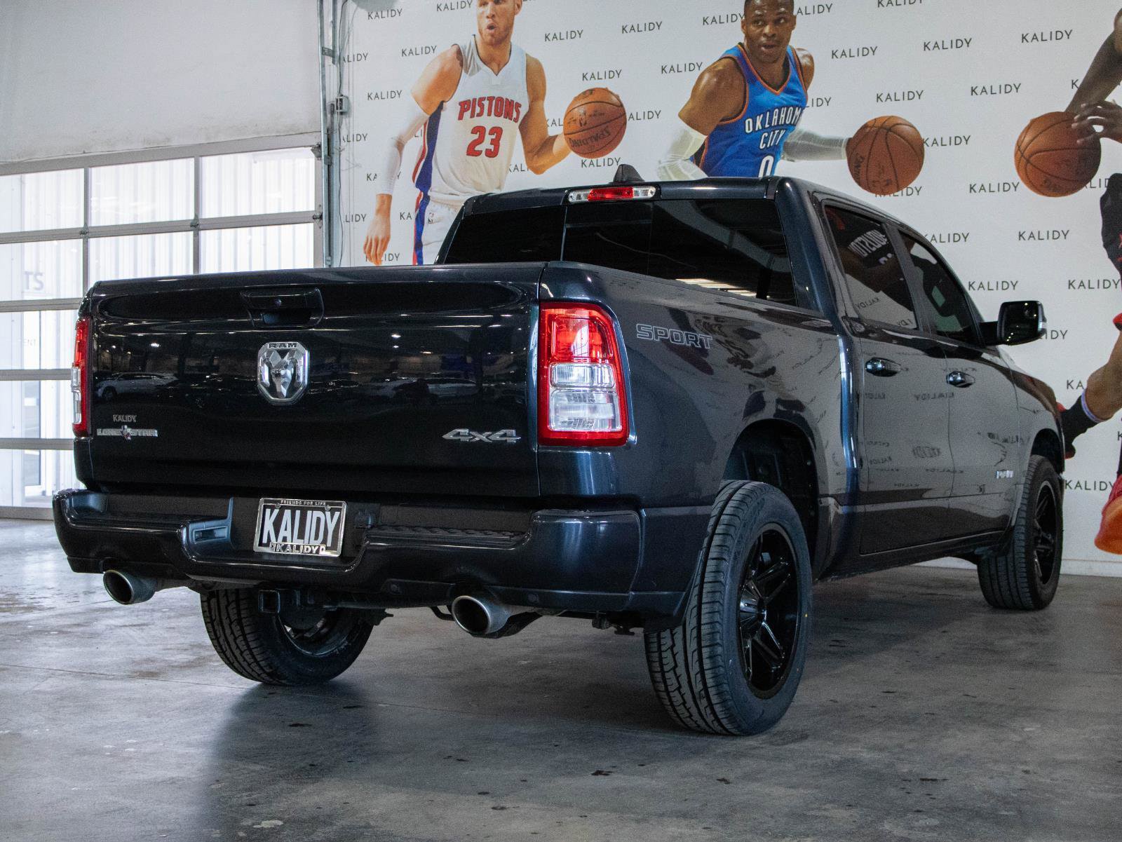 Used 2021 RAM 1500 Lone Star image 23