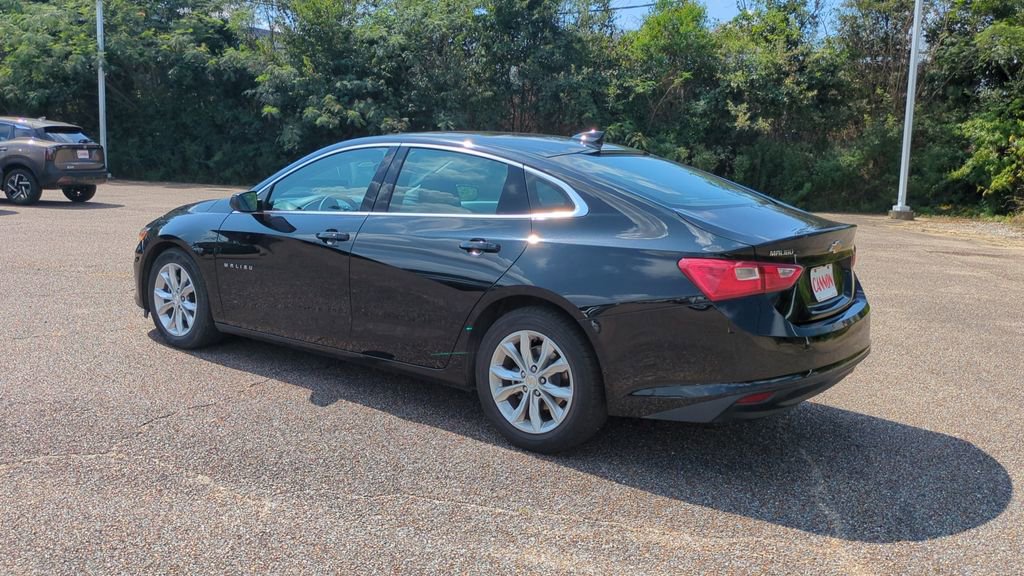 Used 2024 Chevrolet Malibu LT image 3