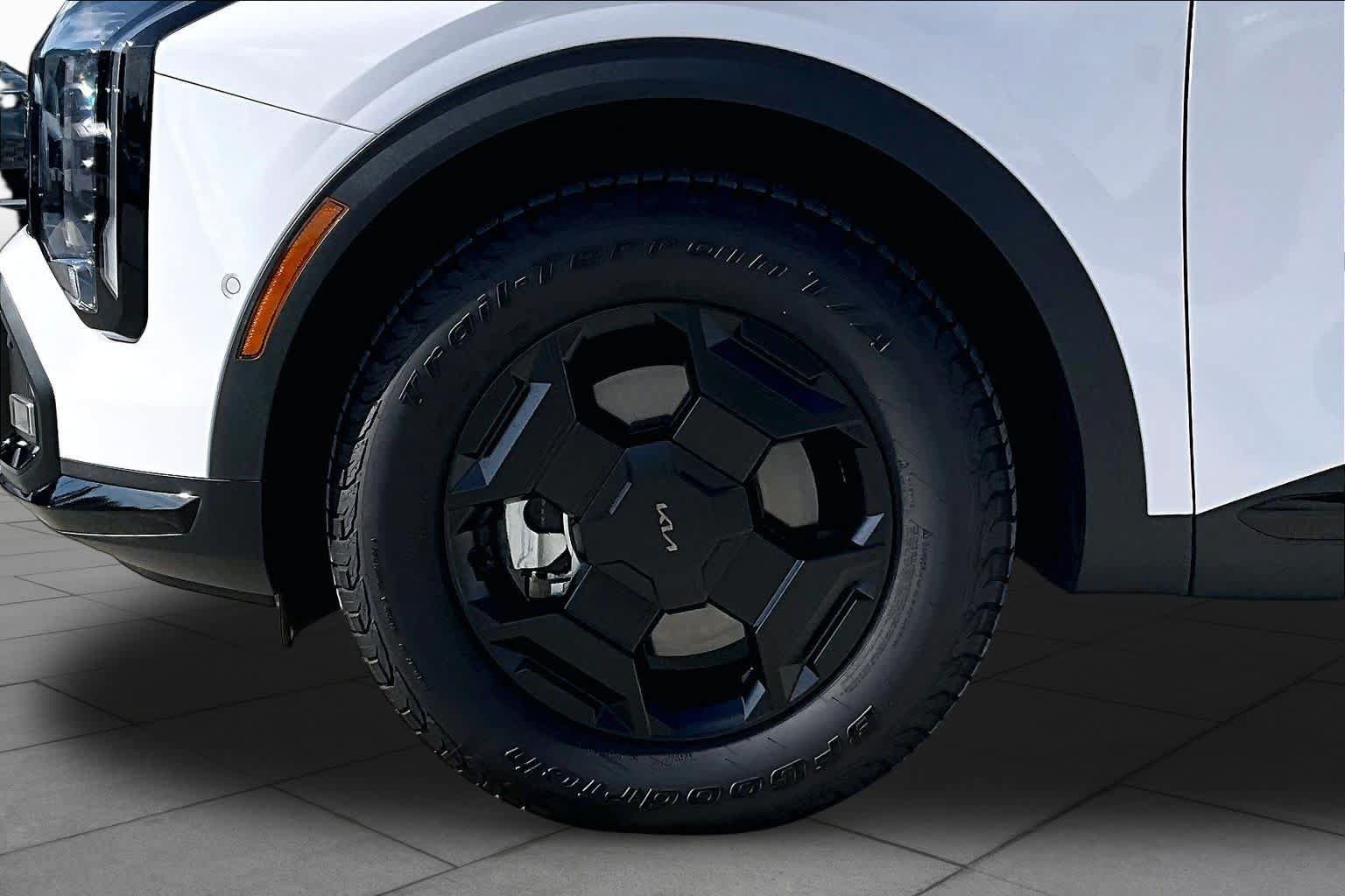 Certified 2026 Kia Sportage X-Pro Prestige AWD/4WD image 10