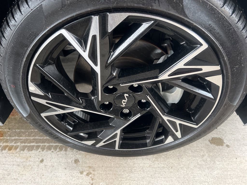 Used 2025 Kia K5 GT-Line w/ GT-Line Premium Package image 39