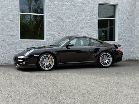 Used 2012 Porsche 911 Turbo S AWD/4WD image 8