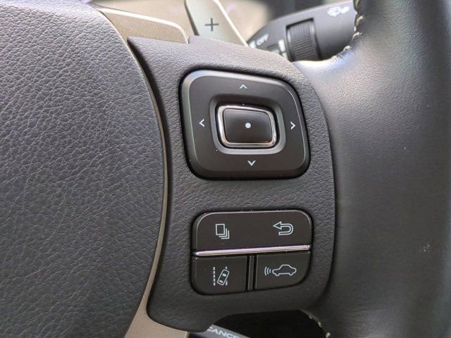 Used 2019 Lexus IS 300 RWD image 23