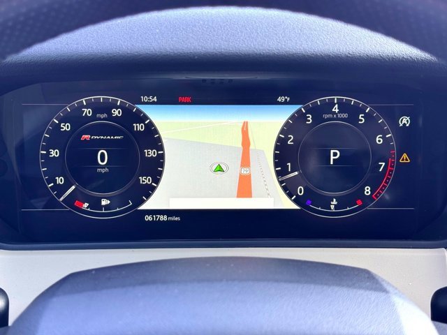 Used 2018 Land Rover Range Rover Velar R-Dynamic SE image 28