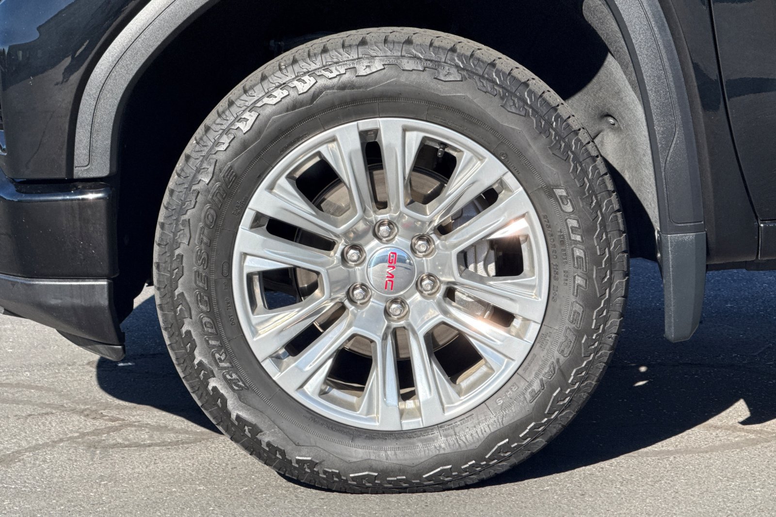 Used 2024 GMC Sierra 1500 Denali w/ Technology Package AWD/4WD image 35