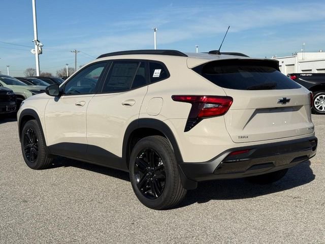 New 2026 Chevrolet Trax ACTIV w/ Sunroof Package FWD image 3