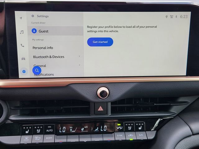 Used 2025 Toyota Crown Platinum AWD/4WD image 14