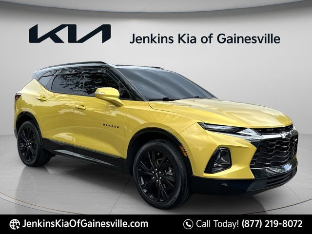 Used 2022 Chevrolet Blazer RS w/ Enhanced Convenience Package FWD image 2
