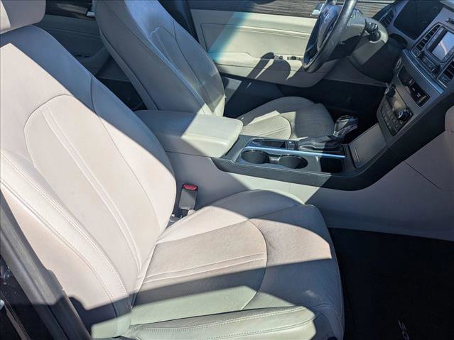 Used 2015 Hyundai Sonata Limited image 19