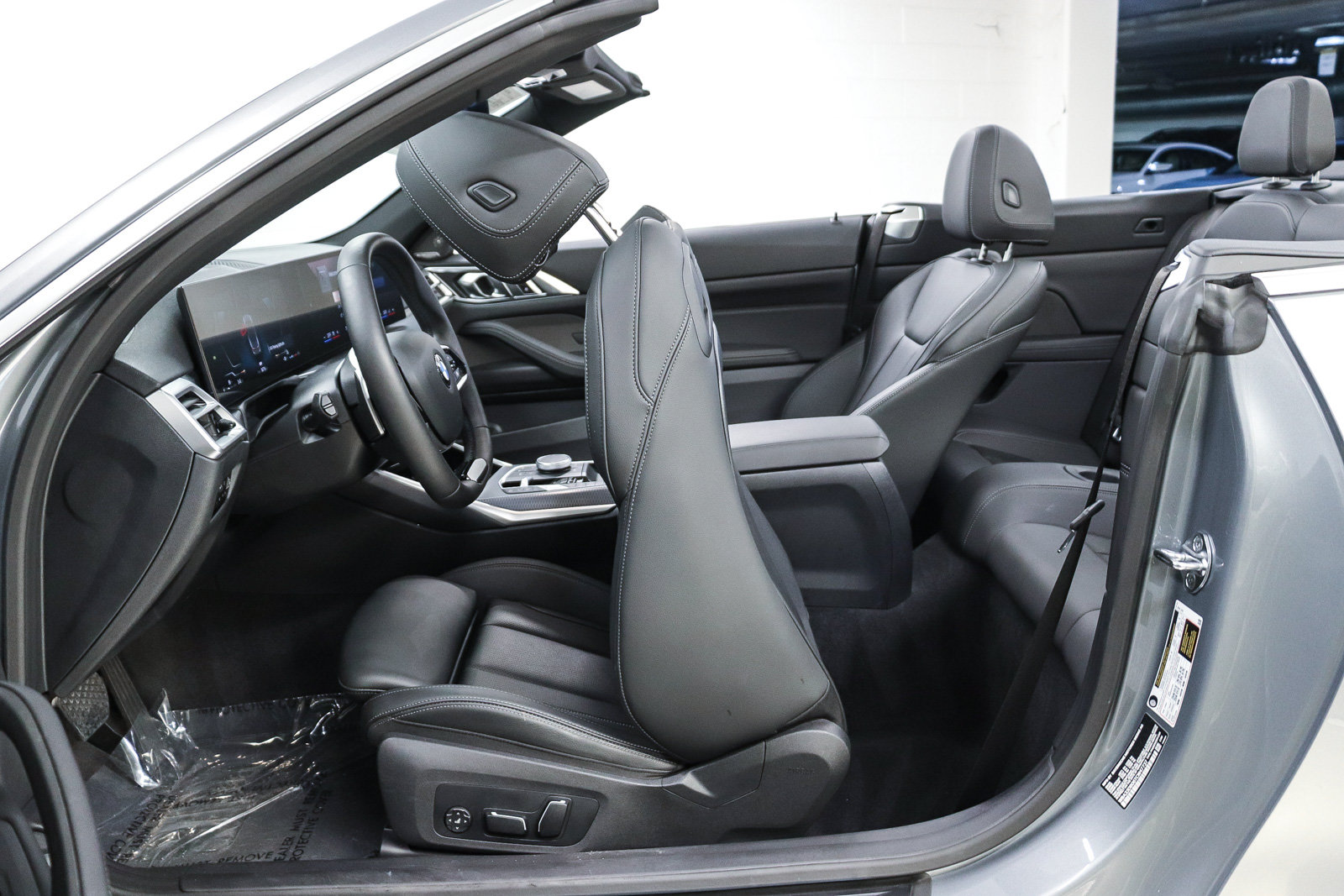 Used 2026 BMW 430i Convertible w/ Parking Assistance Package RWD image 23