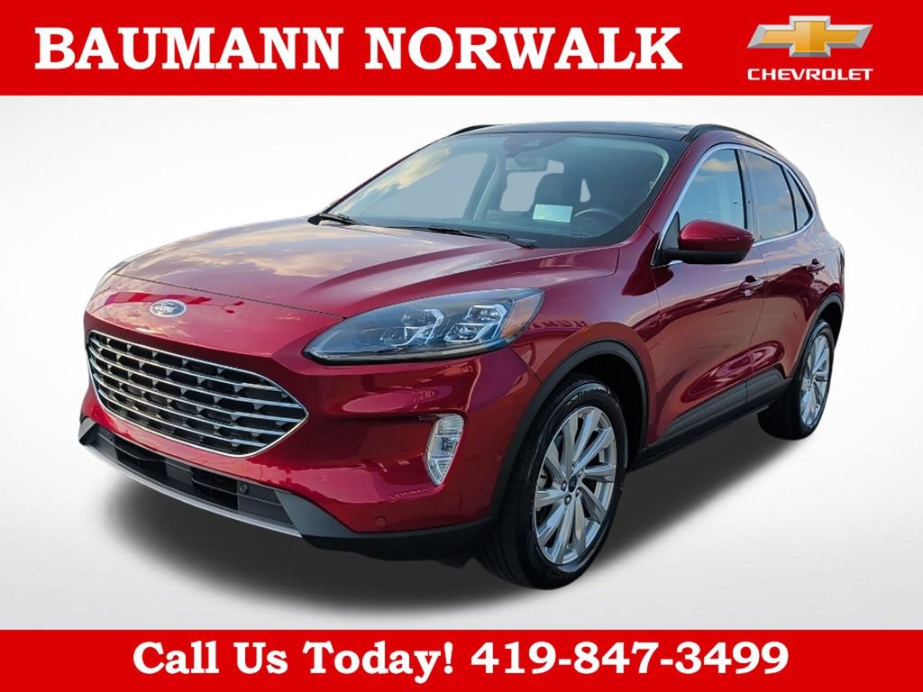 Used 2021 Ford Escape Titanium w/ Titanium Elite Package AWD/4WD image 3