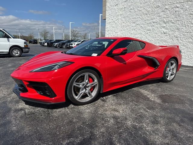 Used 2022 Chevrolet Corvette Stingray Premium Cpe w/ Z51 Performance Package image 3