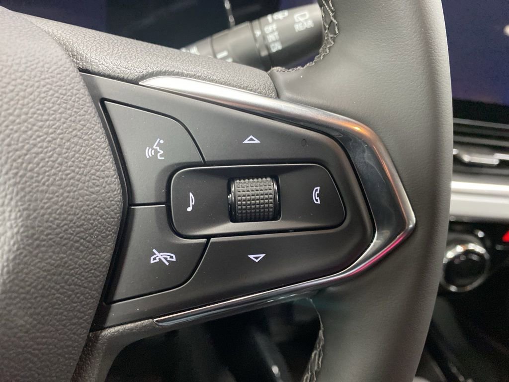 New 2026 Chevrolet Trax LT w/ Driver Confidence Package image 34