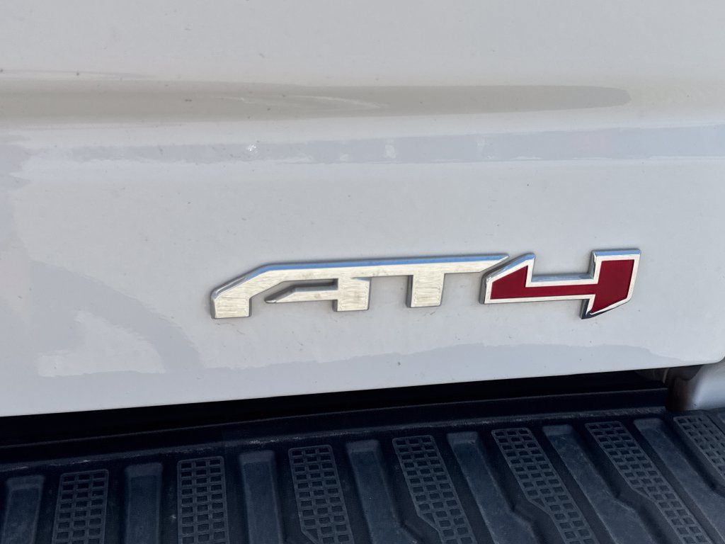 Used 2023 GMC Sierra 1500 AT4 AWD/4WD image 6