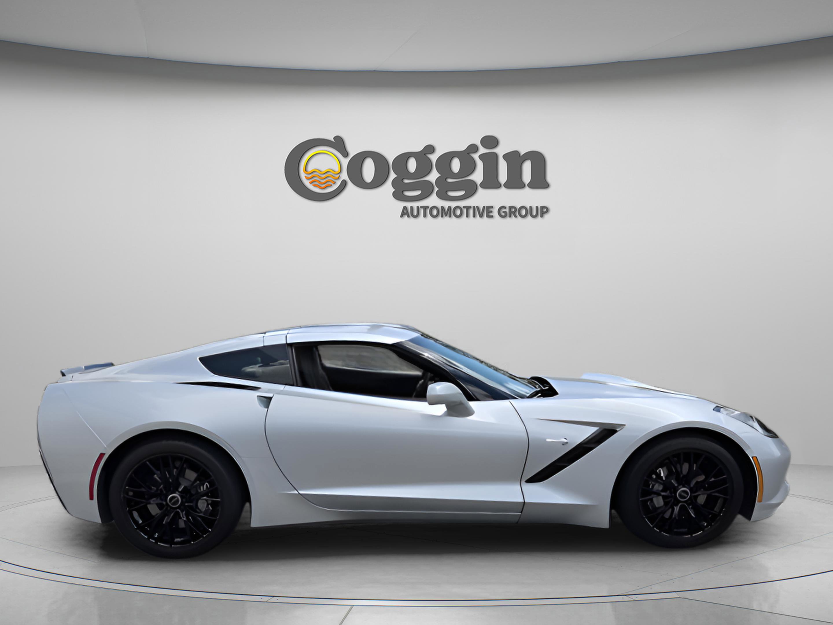 Used 2015 Chevrolet Corvette Stingray Coupe w/ 2LT Preferred Equipment Group RWD image 6