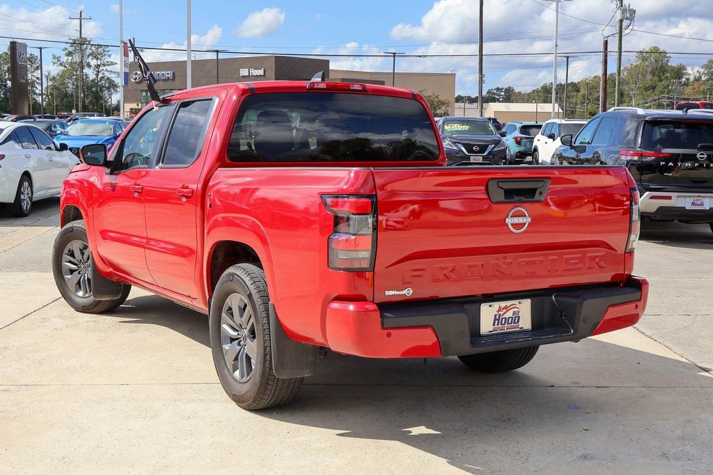 Certified 2025 Nissan Frontier SV image 2